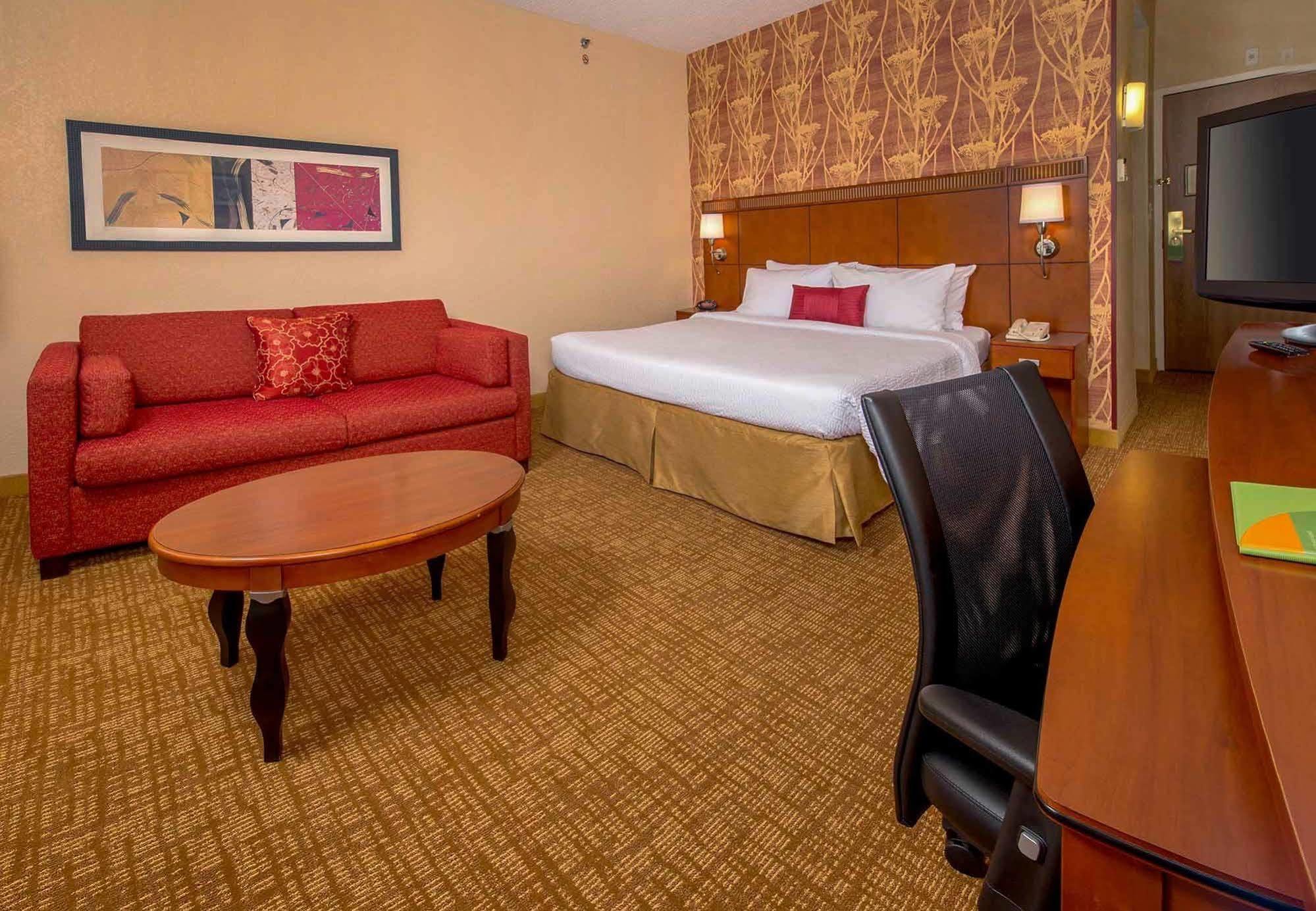 Courtyard By Marriott Rockville Exterior photo